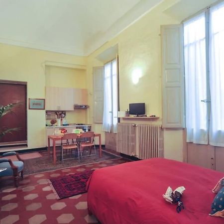 Cozy Apartment In Palazzo Malaspina Piacenza Exteriör bild