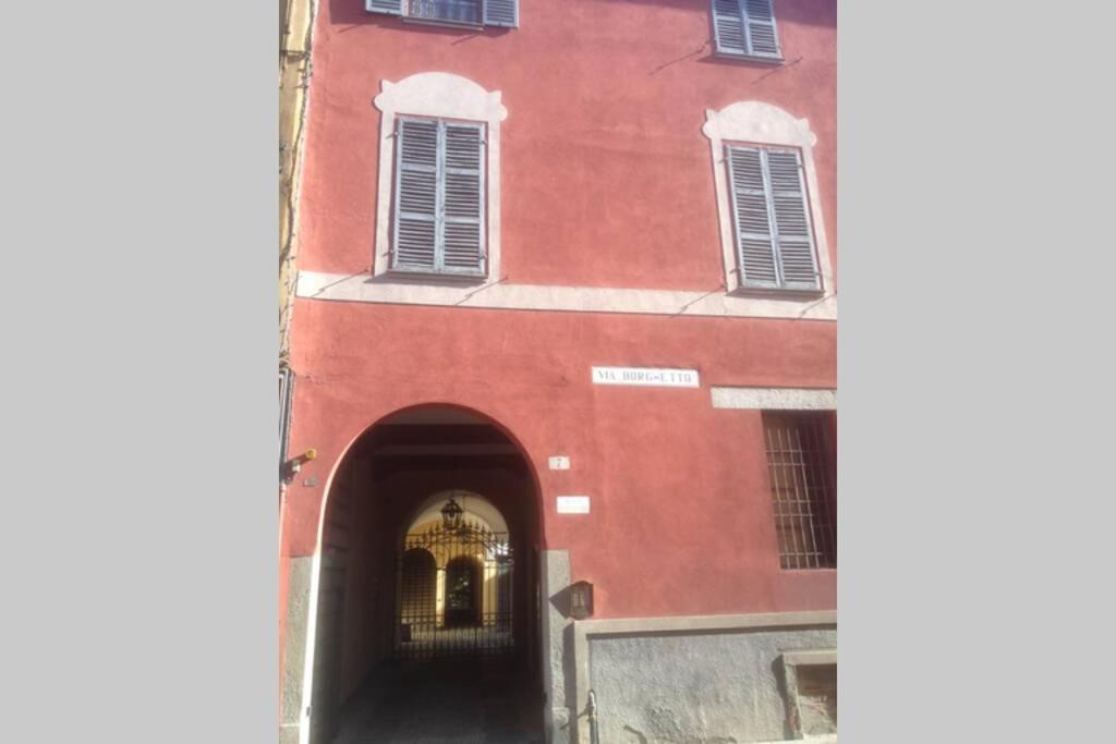 Cozy Apartment In Palazzo Malaspina Piacenza Exteriör bild